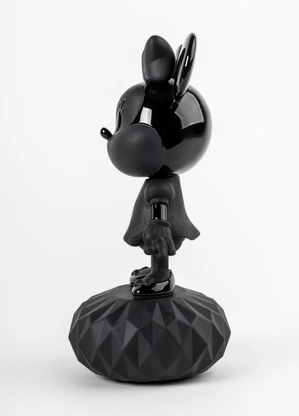 Minnie (Black) - Sculpture de Lladró