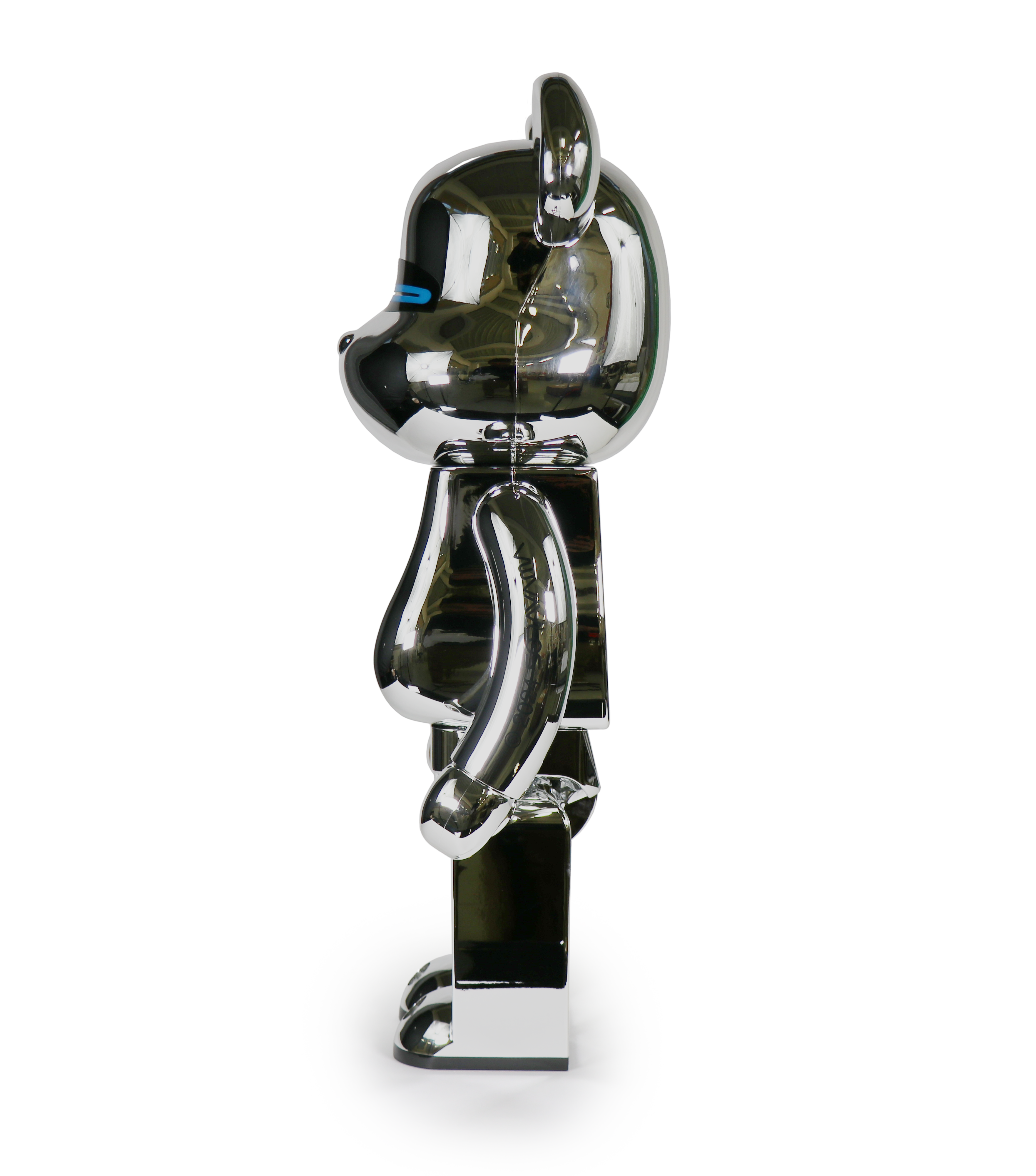 1000% Bearbrick Sorayama Light