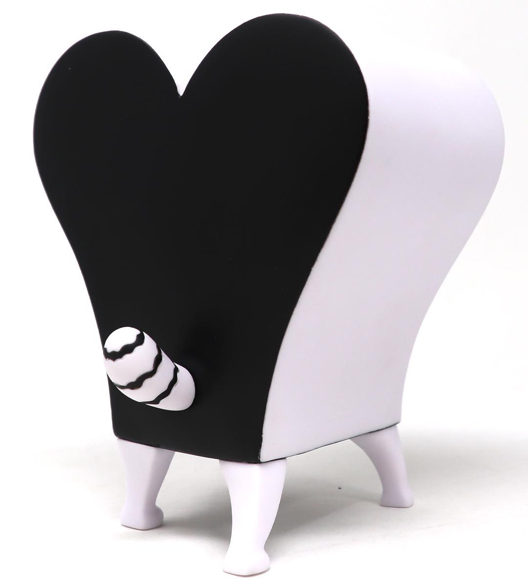 Pupshaw & Pushpaw - Black & white edition