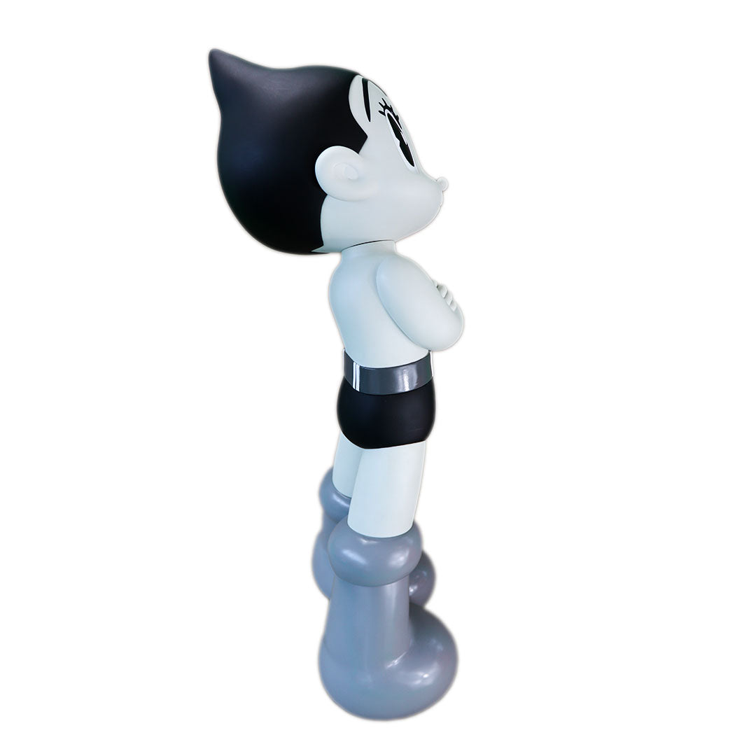 Astro Boy - Cross Arms (Black and White - PVC) - 60 cm