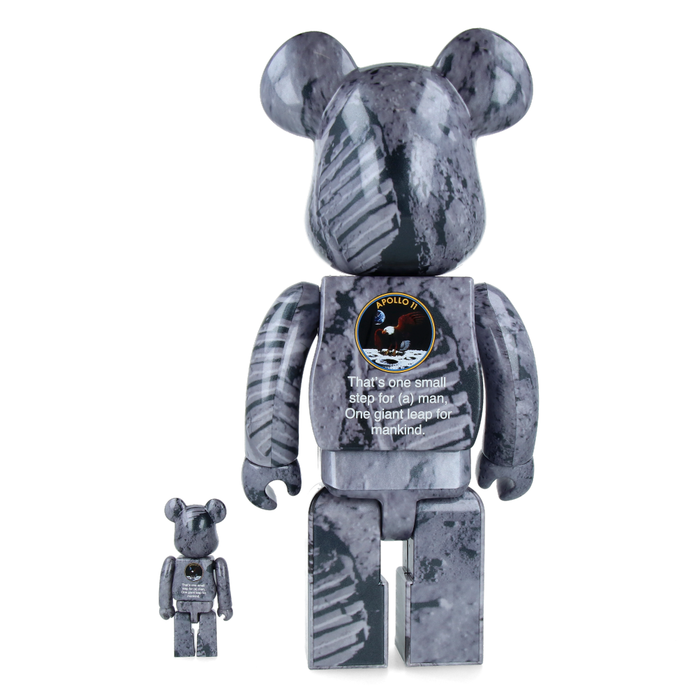 400% + 100% Bearbrick Moon Footprints