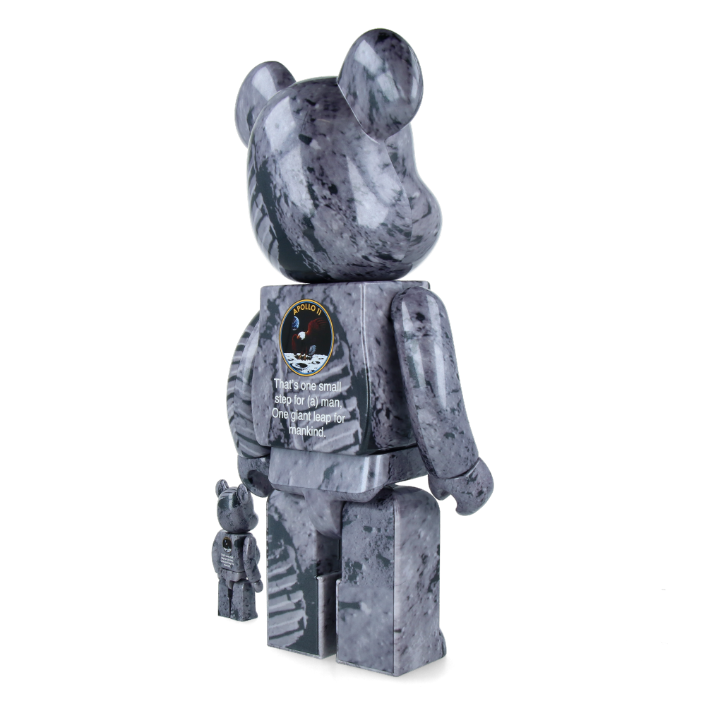 400% + 100% Bearbrick Moon Footprints