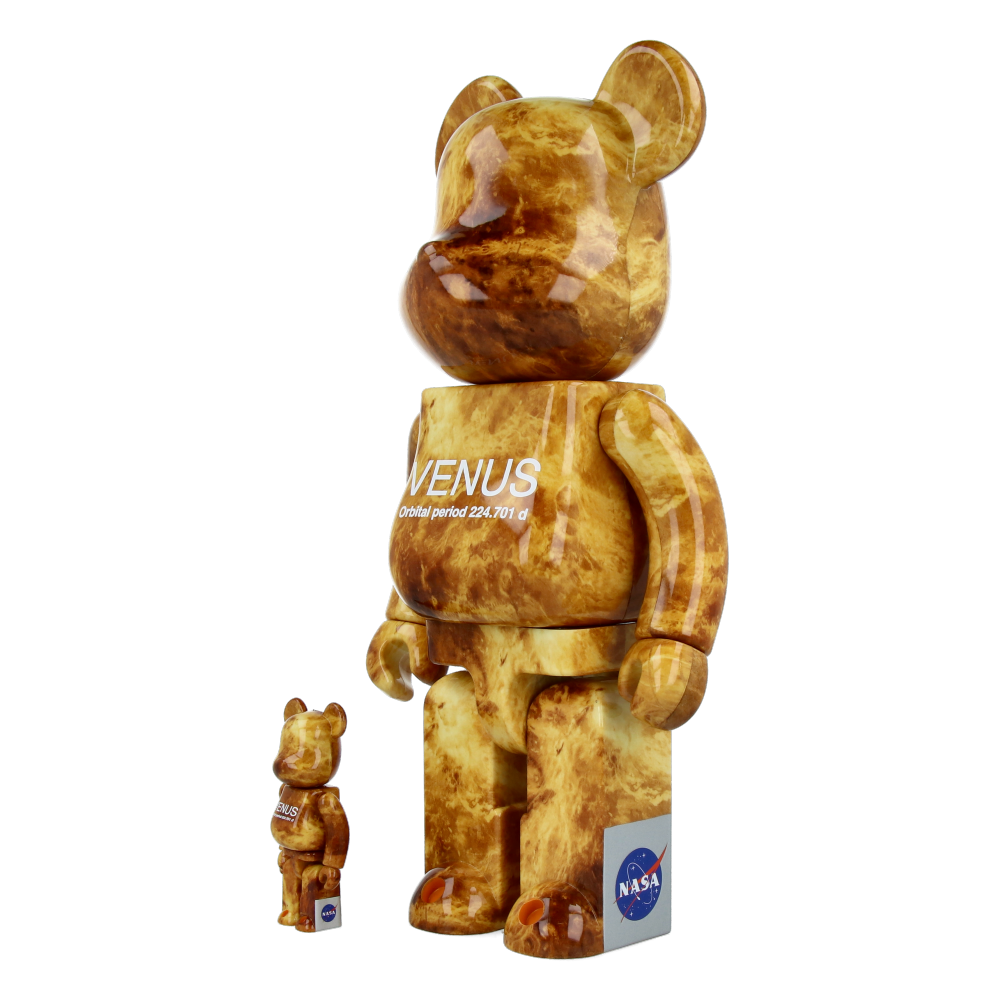 400% + 100% Bearbrick Venus