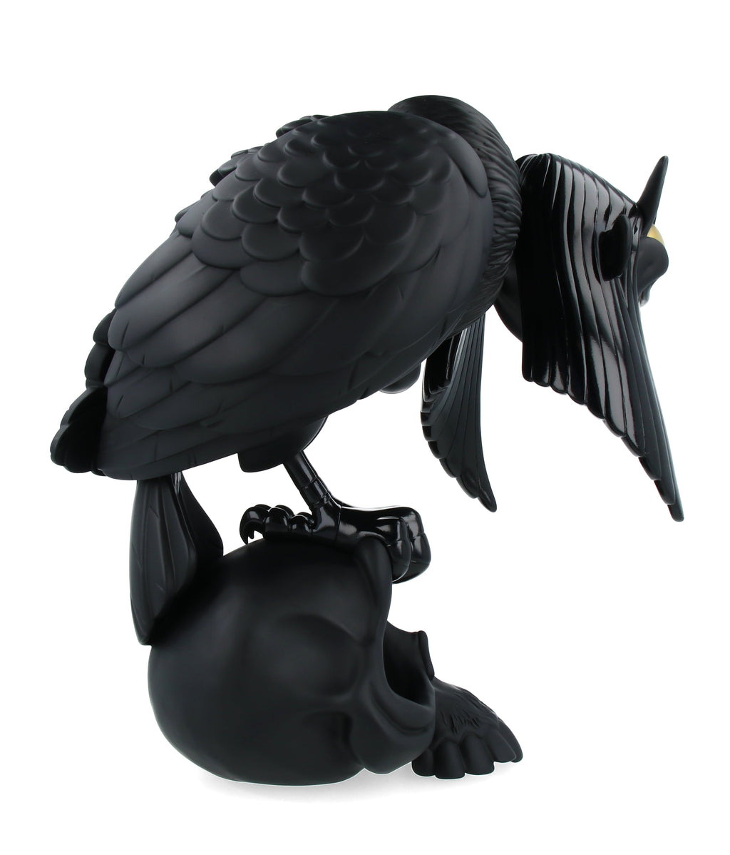 Harpy - Black & Gold Version by Peter de Sève