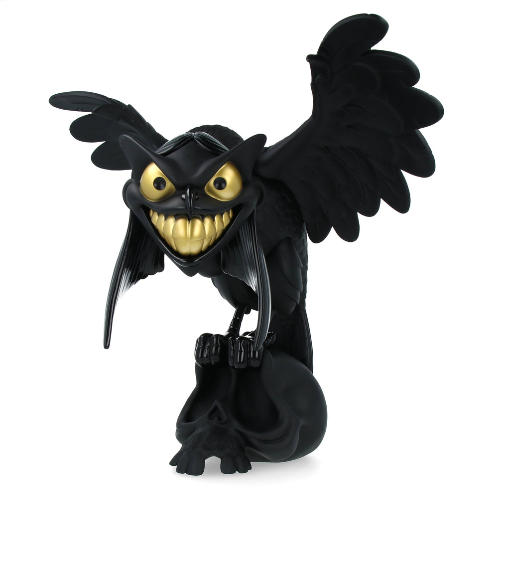 Harpy - Black & Gold Version by Peter de Sève